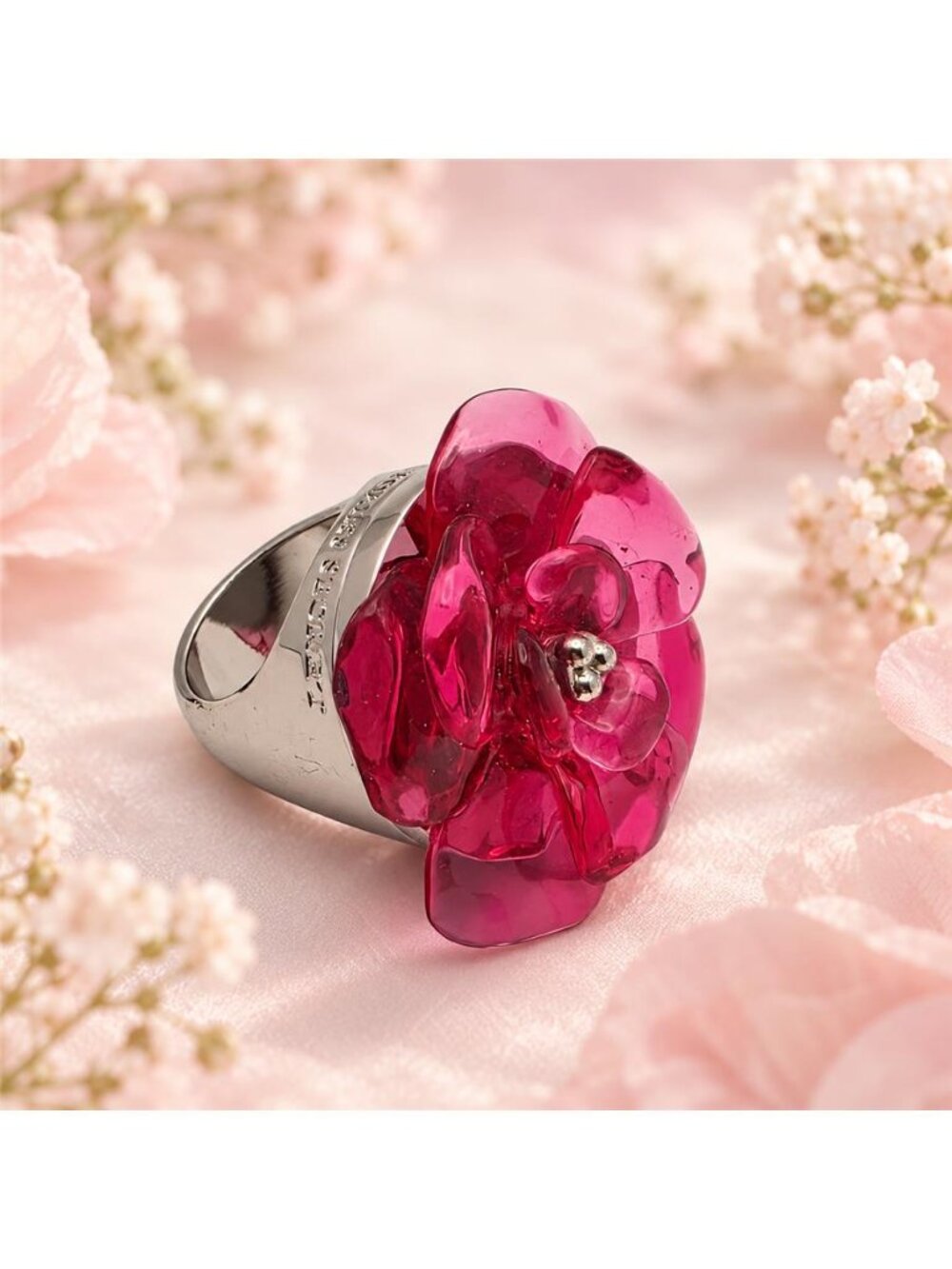 Victoria's Secret Hot Pink Acrylic Flower Cocktail Ring Size 7 Silver Tone